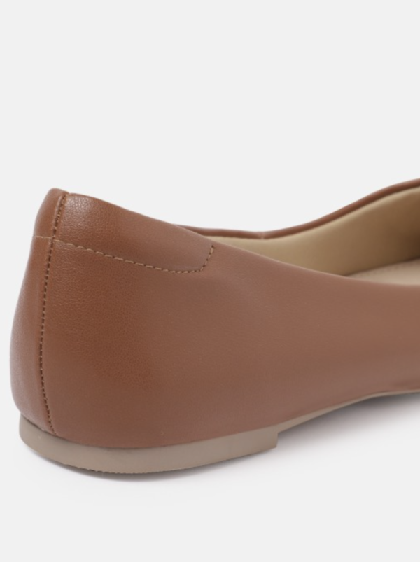 Open Toe Flats with Metal Detail